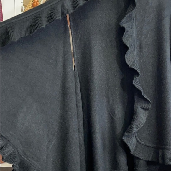 Knit Ruffle Cardigan - Picture 4 of 7